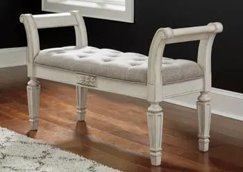 Realyn Upholstered Accent Bench 2
