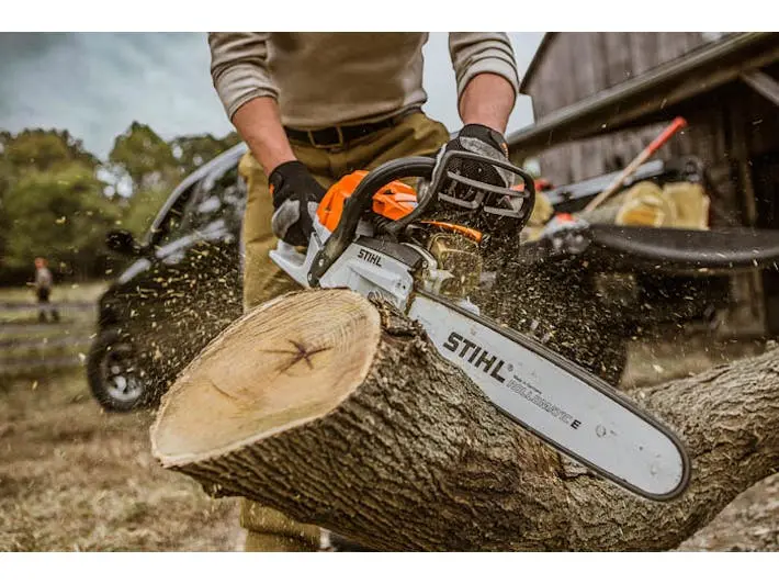 Stihl Ms 261 C-M Gas Chainsaw With 18-Inch Bar 2